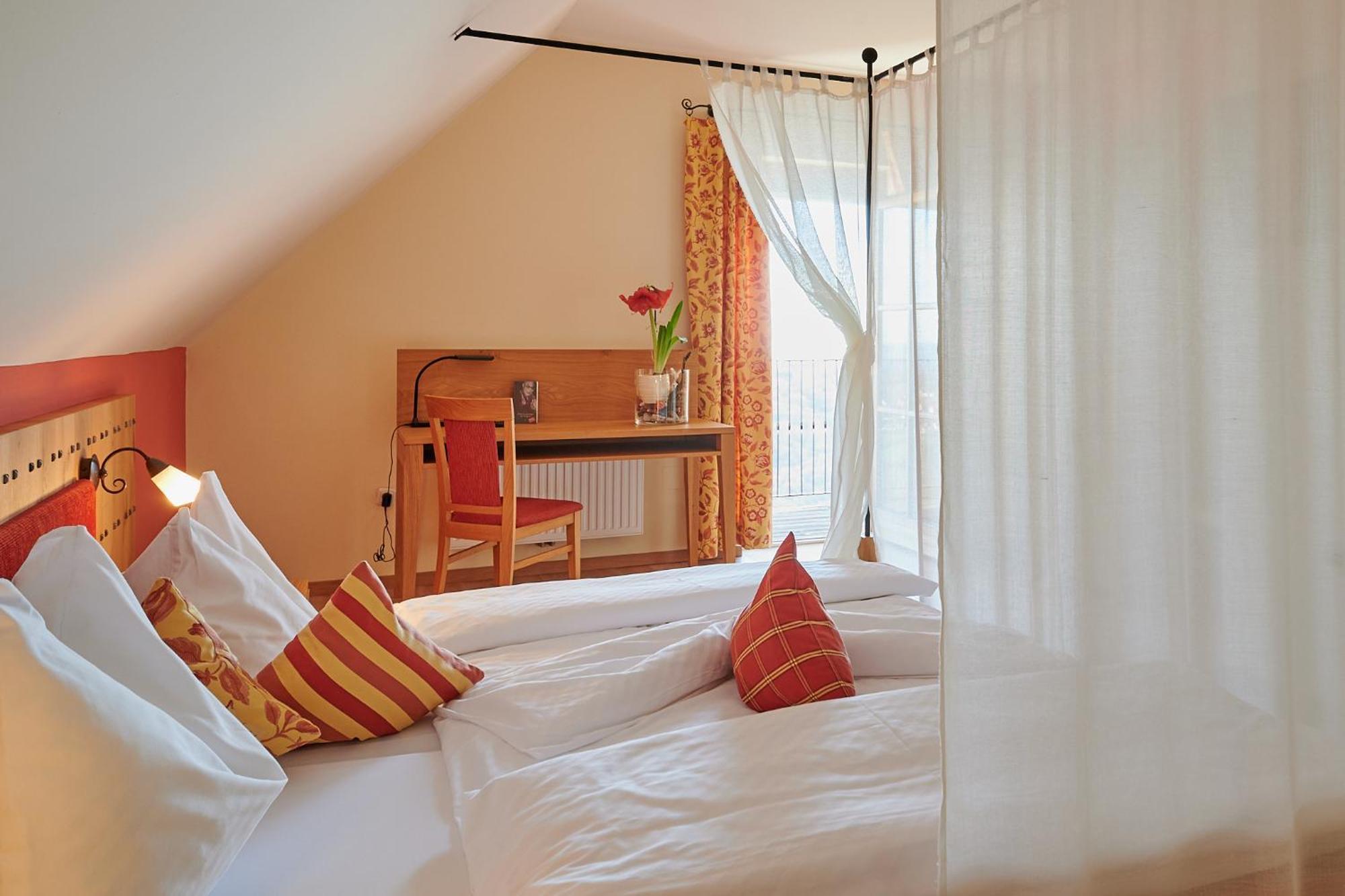 Winzerzimmer Scharl Sankt Anna am Aigen Exterior photo