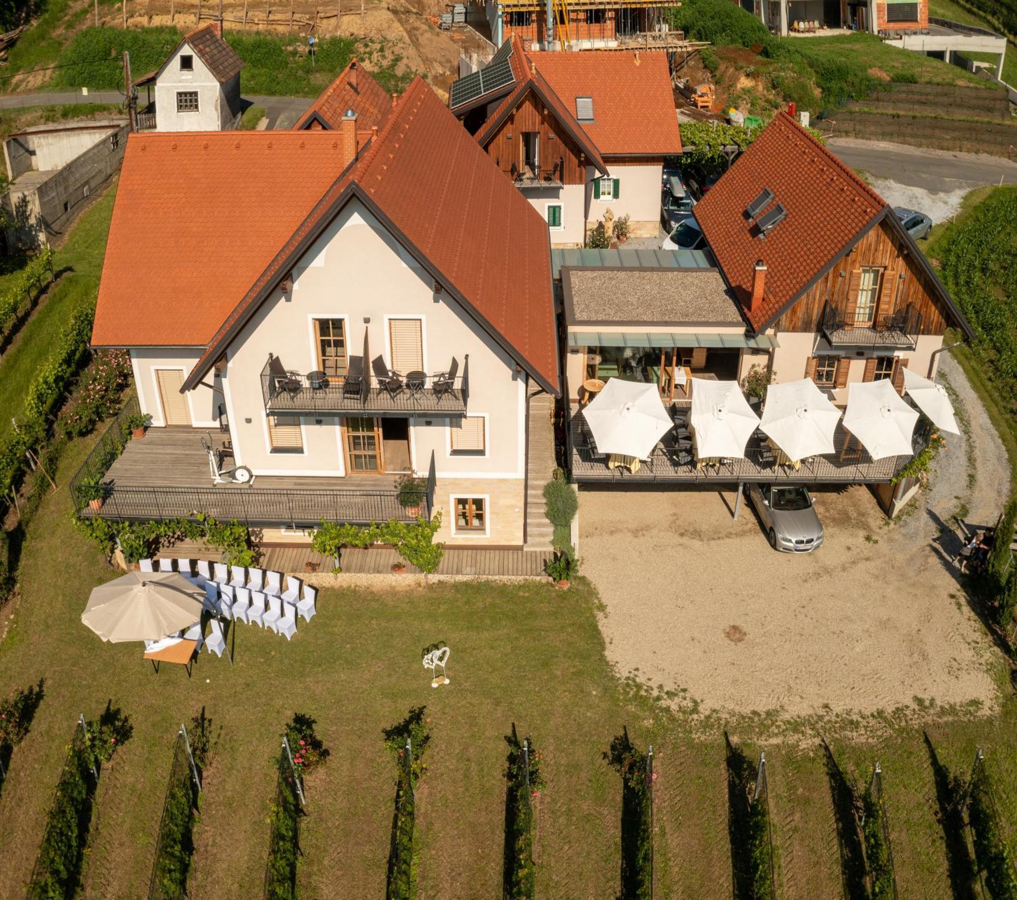 Winzerzimmer Scharl Sankt Anna am Aigen Exterior photo